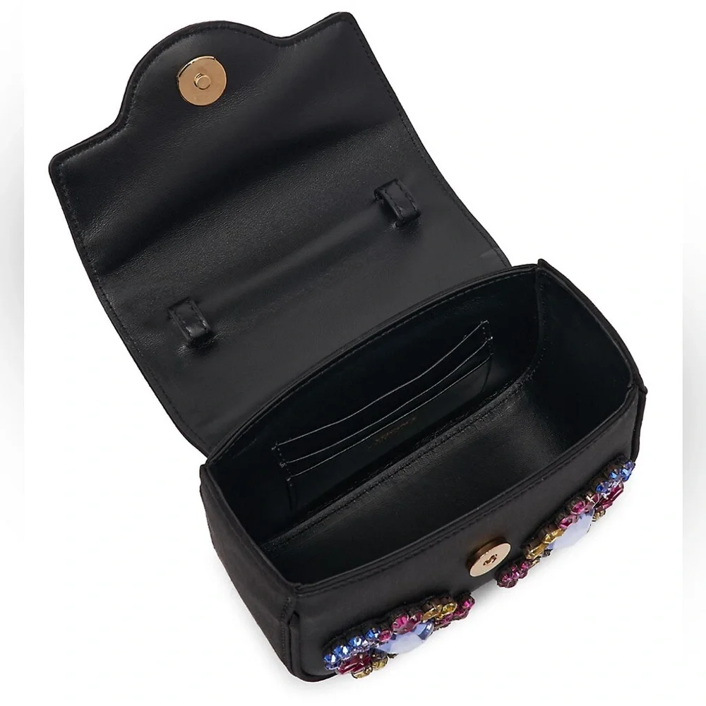 Versace bag comes with tags and dust bag - Picture 3 of 10